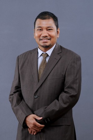Prof Azhar Mat Yasin